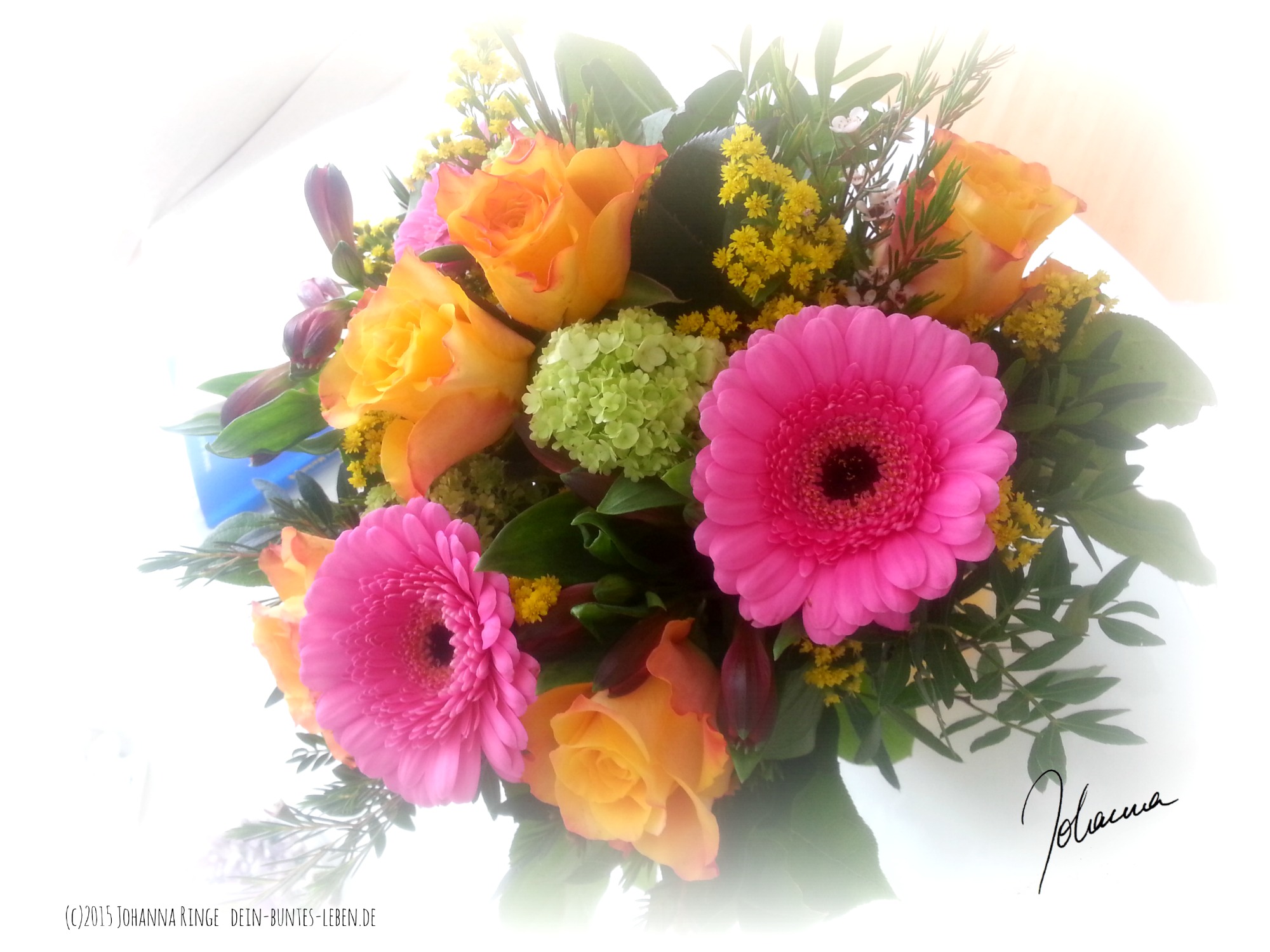 Blumenstrauß an Gaben (c) 2015 Johanna Ringe dein-buntes-leben.de
